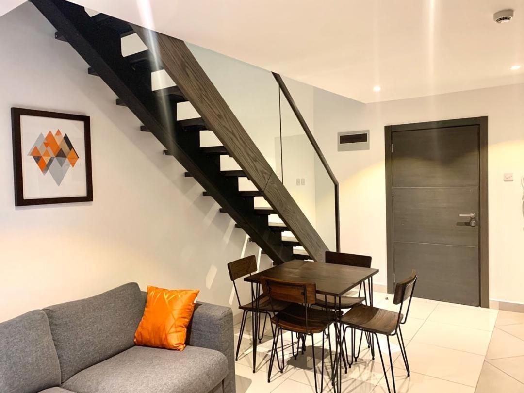 One Bedroom Apartment At A Embassy Gardens Cantonments Accra Exteriör bild