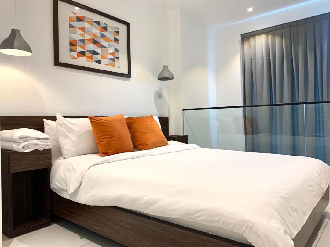 One Bedroom Apartment At A Embassy Gardens Cantonments Accra Exteriör bild