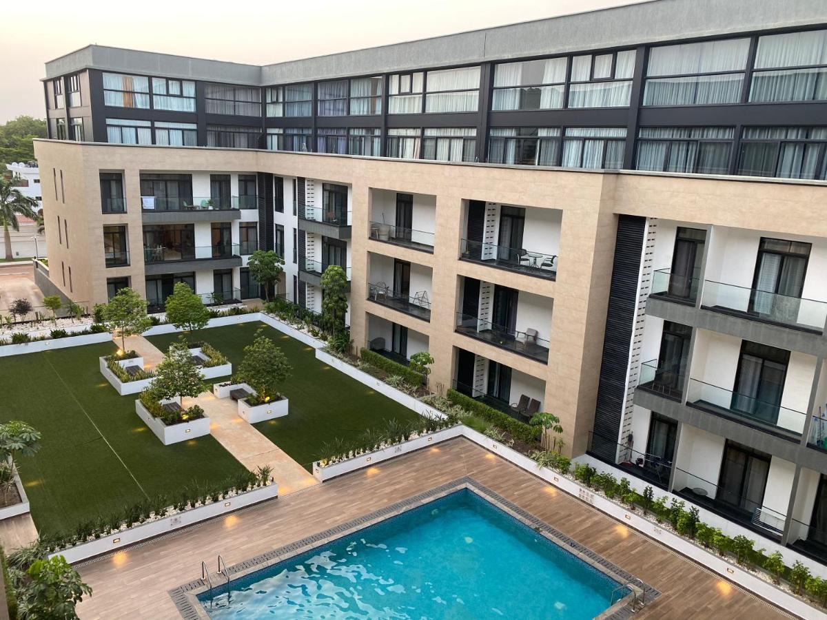 One Bedroom Apartment At A Embassy Gardens Cantonments Accra Exteriör bild