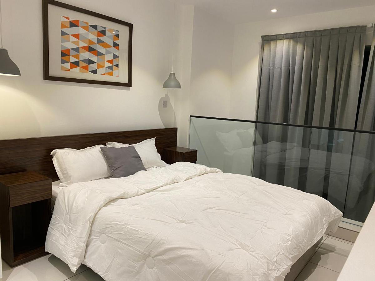 One Bedroom Apartment At A Embassy Gardens Cantonments Accra Exteriör bild