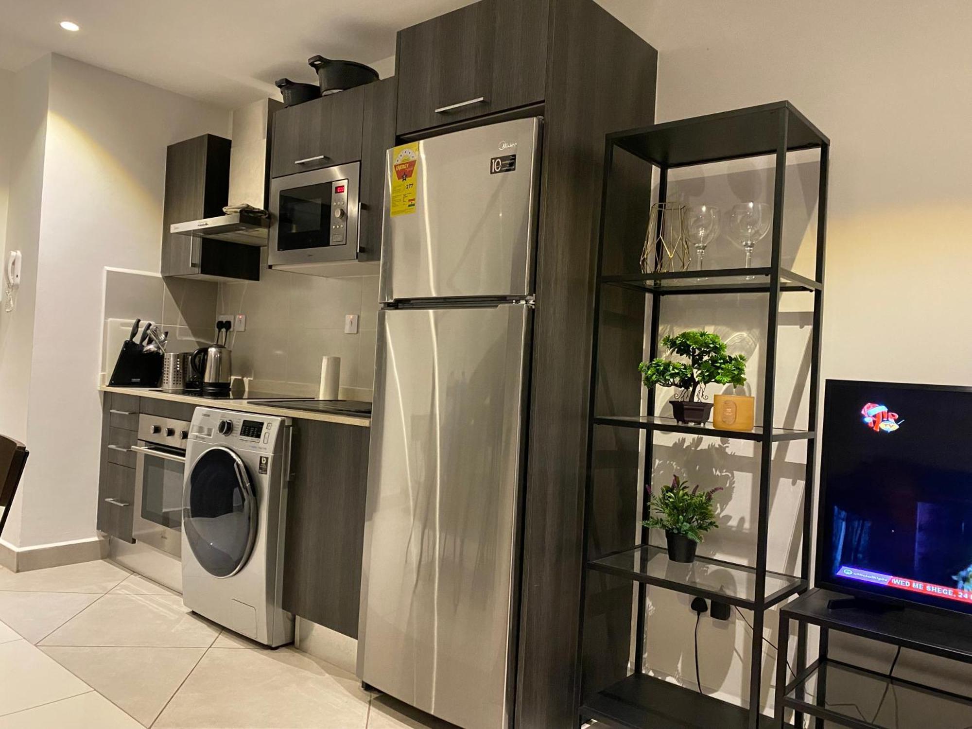 One Bedroom Apartment At A Embassy Gardens Cantonments Accra Exteriör bild